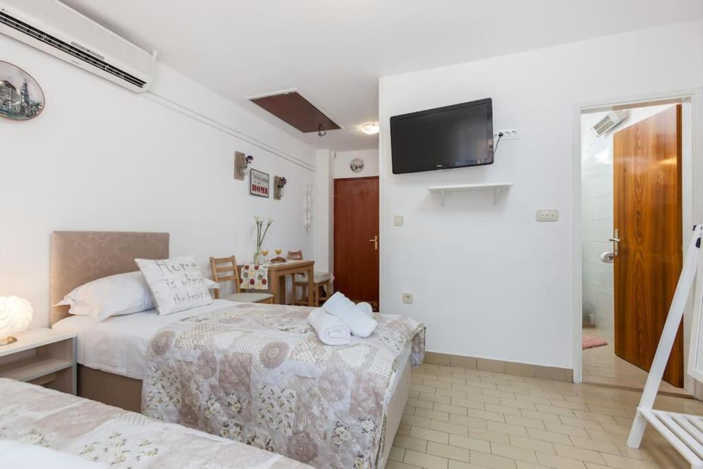 Studio Apartment Didovina Сплит Екстериор снимка